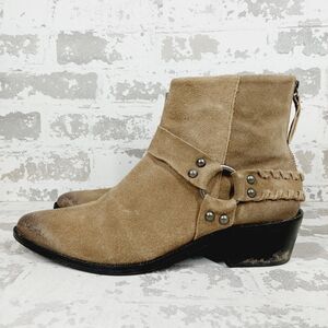 Vintage 7 Alameda Tan Suede Leather Western Boho Harness Ankle Boots K917